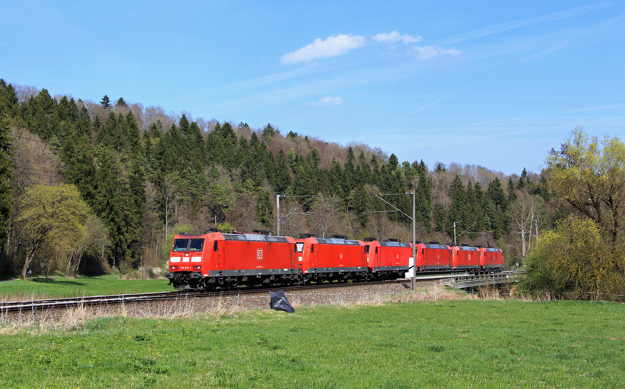 http://badische-schwarzwaldbahn.de/DSO/B140.jpg