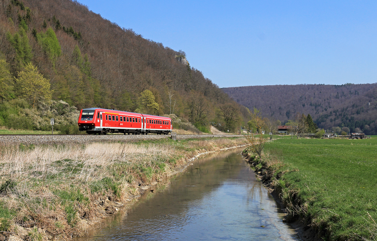 http://badische-schwarzwaldbahn.de/DSO/B155.jpg