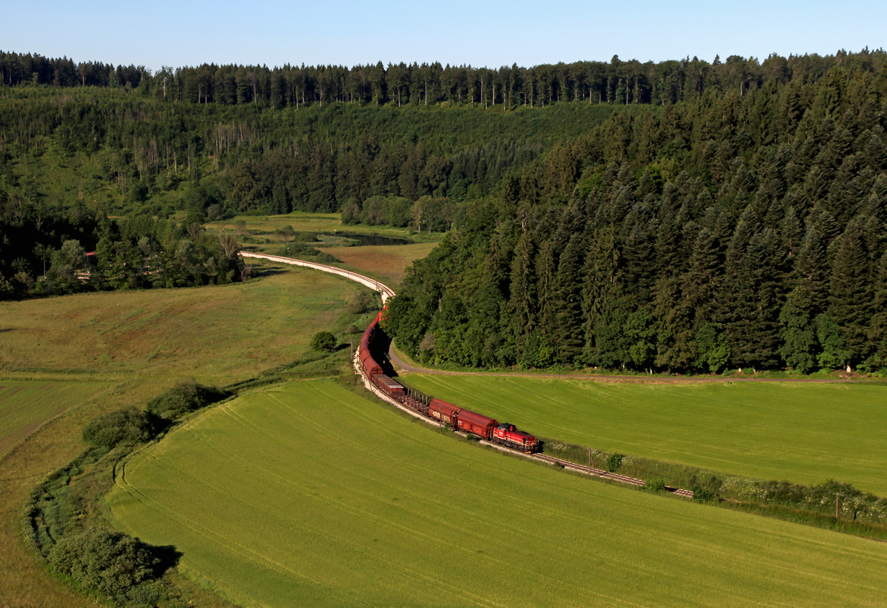 http://badische-schwarzwaldbahn.de/DSO/C672.jpg