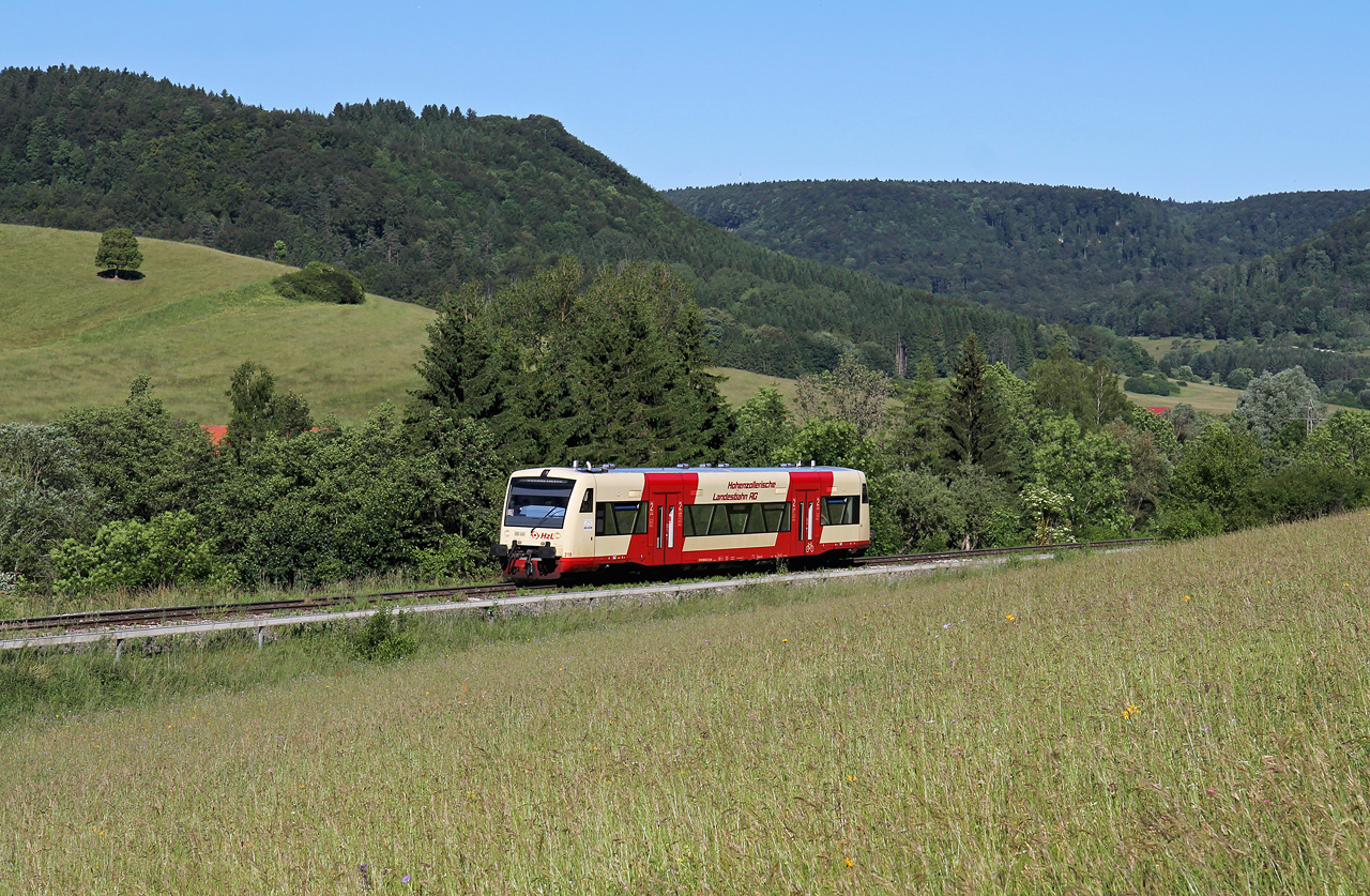 http://badische-schwarzwaldbahn.de/DSO/C676.jpg