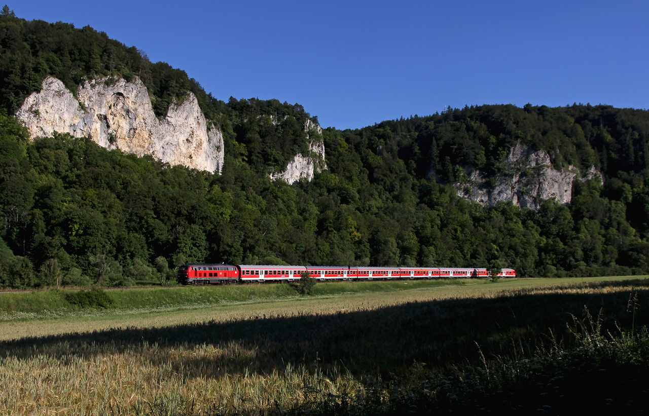 http://badische-schwarzwaldbahn.de/DSO/C685.jpg