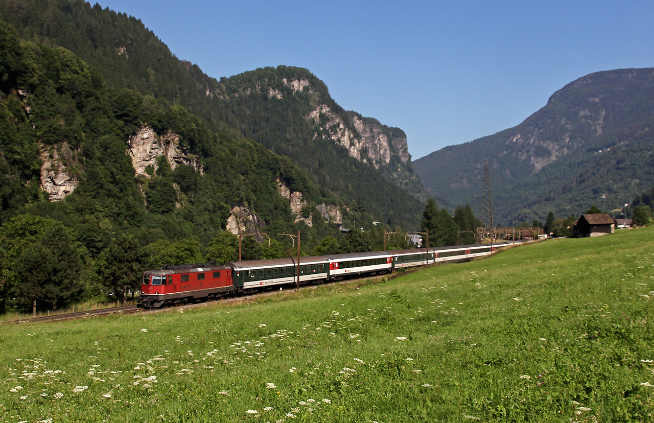 http://badische-schwarzwaldbahn.de/DSO/C702.jpg