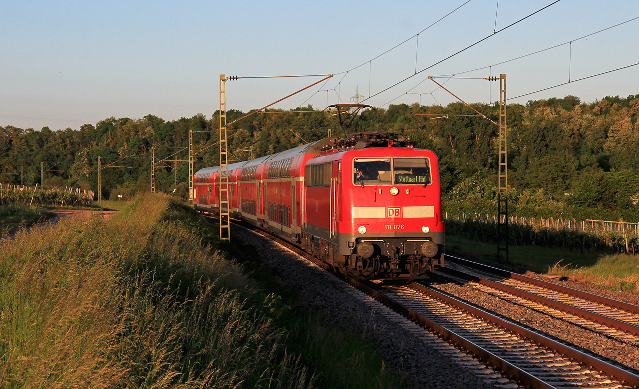 http://badische-schwarzwaldbahn.de/DSO/Z427.jpg